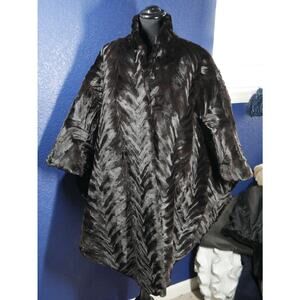 Gorgeous Herringbone Mink Paw Fur Poncho Cape Coat Jacket